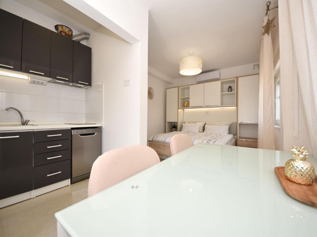 Apartment Matanovi Dvori-1 By Interhome Vir Exterior foto